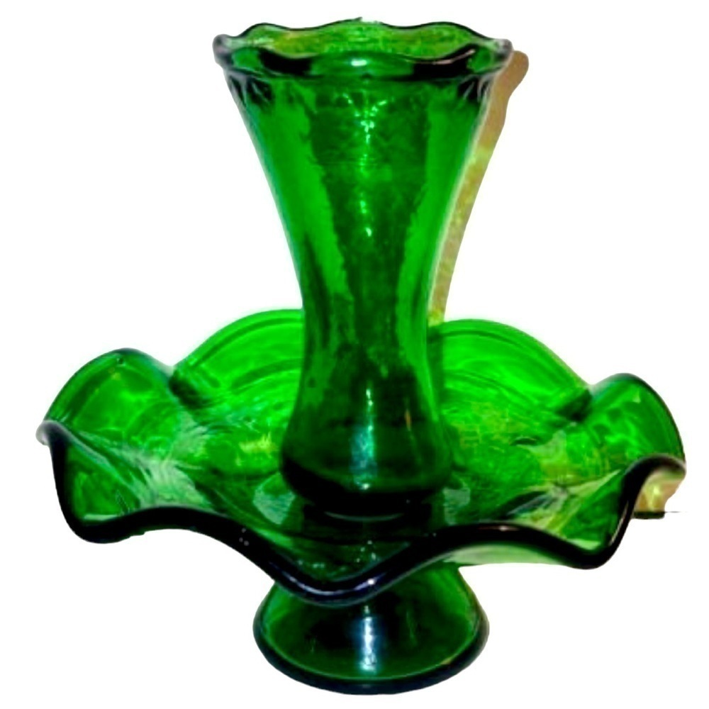 Vintage Emerald Green Glass Single Epergne Pedestal Vase